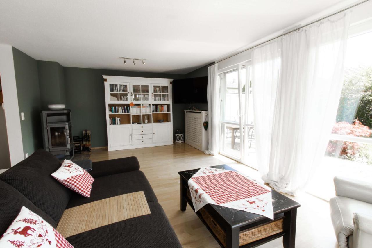 Hirsch In Pink - Wohnen Zuhause Apartment
